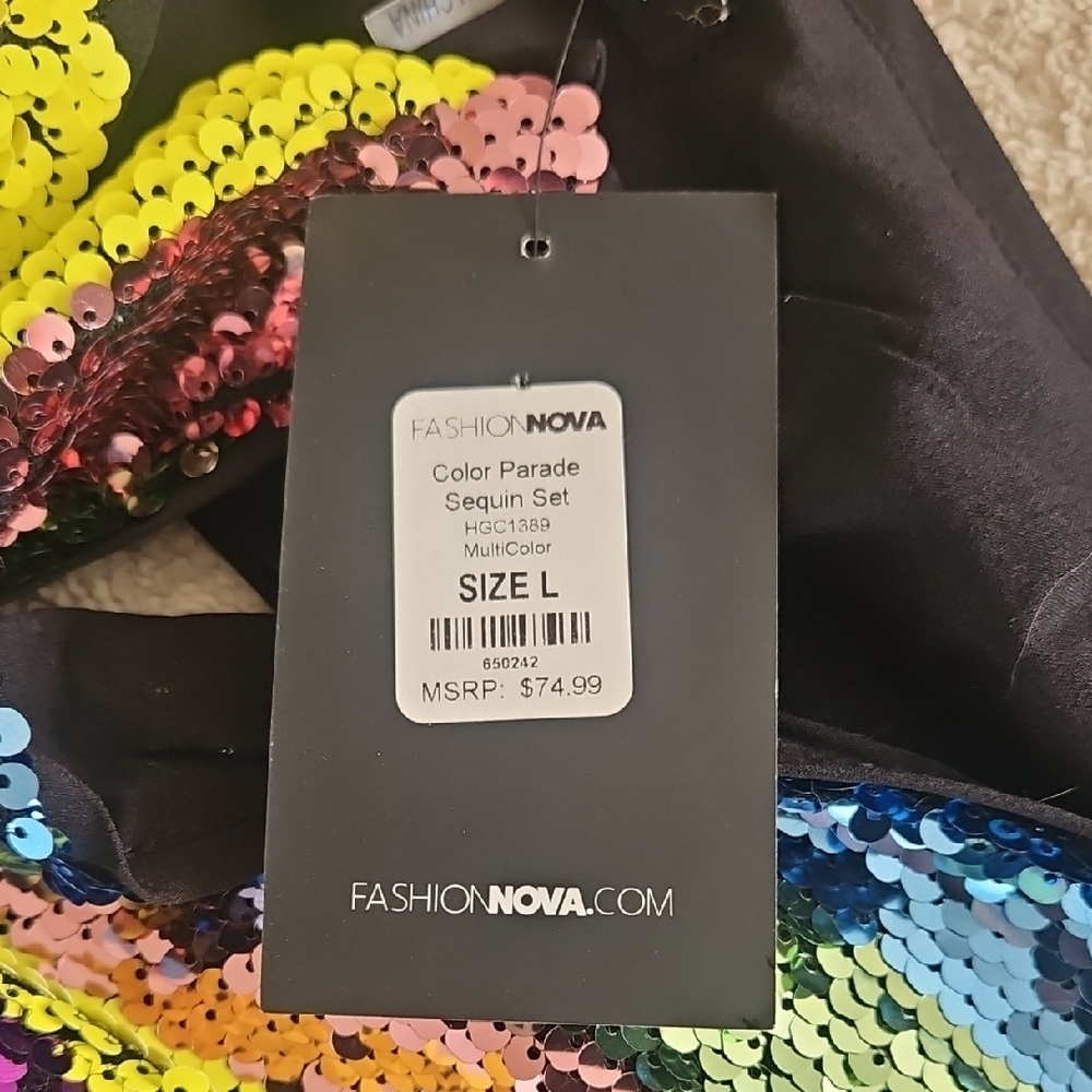 BNWT‎ Fashion Nova Vibrant Sequin Wide Leg Jumpsuit Size Large - Picture 2 of 6
